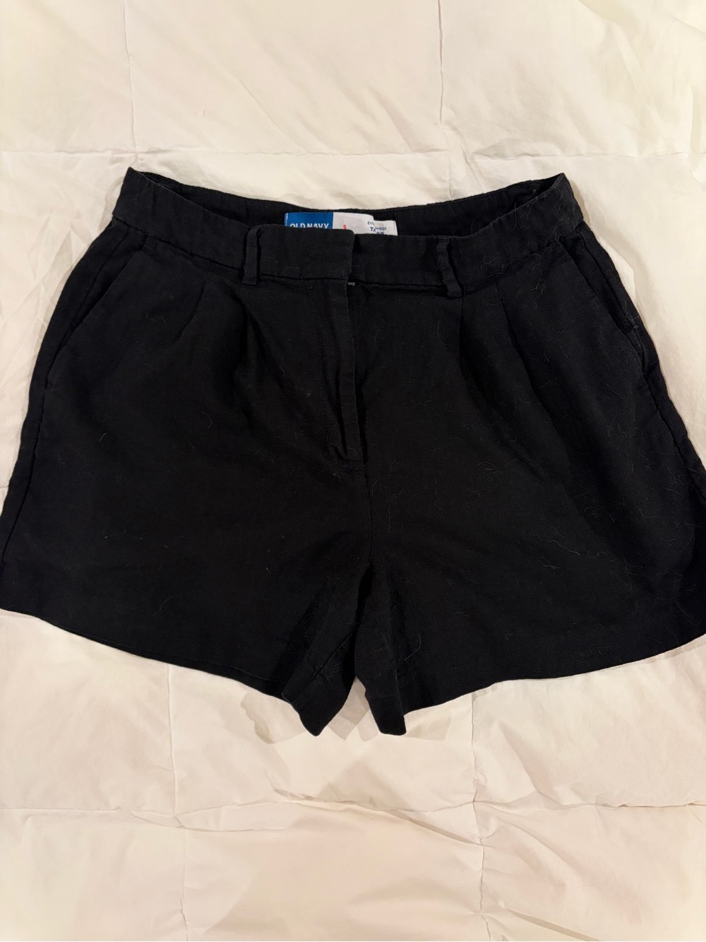 Old Navy Black High-Waist Pleated Women's Shorts